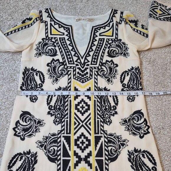 Alice + Olivia Lowell Embroidered Shift Dress Size XS - Picture 6 of 10